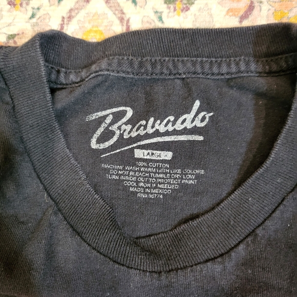 NWOT BRAVADO Size Large Rolling Stones Forty Licks Tongue T-Shirt Boxy Fit - Picture 2 of 4